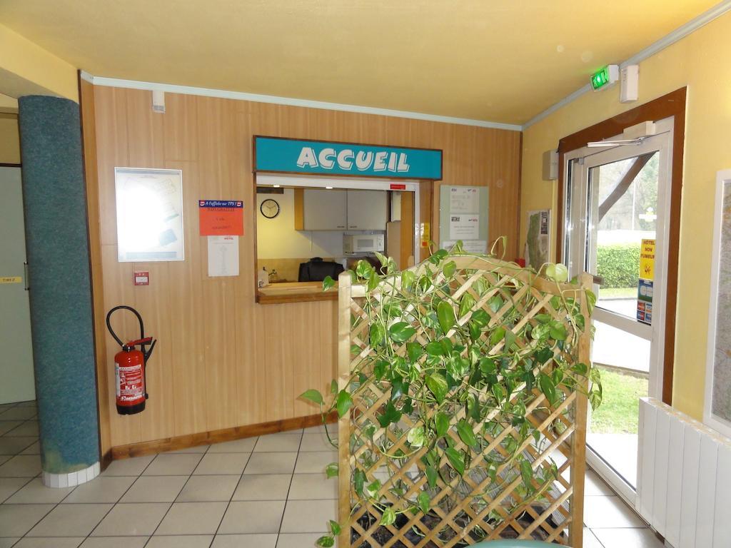 Symp'Hotel Nivolas-Vermelle Экстерьер фото